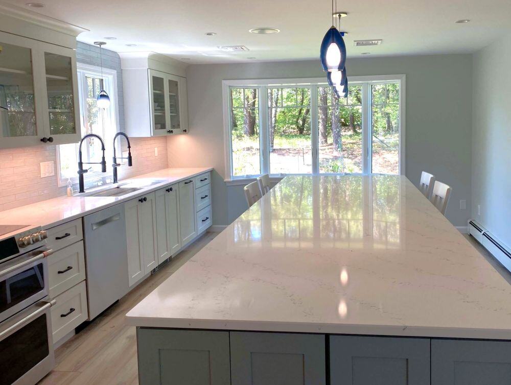 cape kitchen island remodel idea