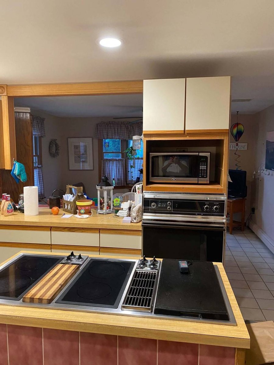 west_dennis_cape_cod_before_kitchen_remodel_image